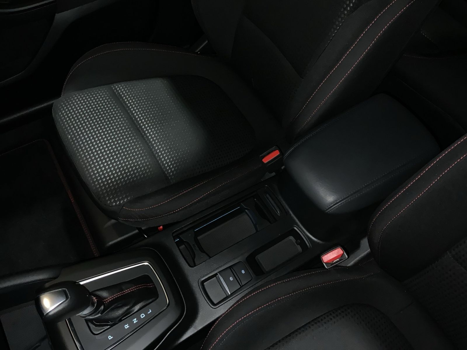 Ford Focus ST-Line X Turnier Aut.*AHK*ACC*HUD*KAM*NAV