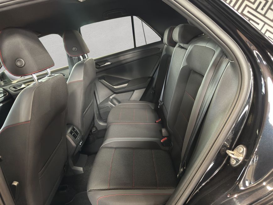 Volkswagen T-Roc 1.5 TSI DSG Black Style - Samsaru's Car Outlet