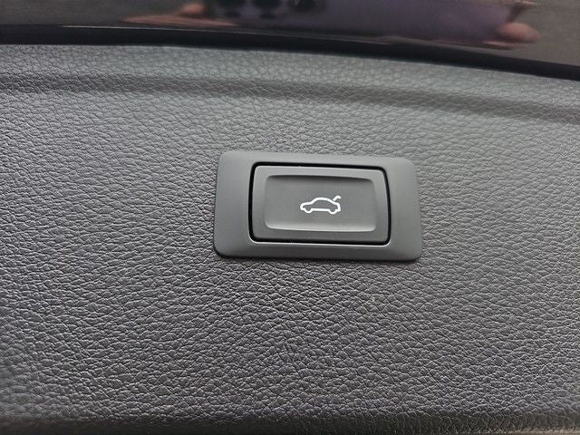 Audi Q5 40 TDI quattro S line S tronic AHK Matrix HUD