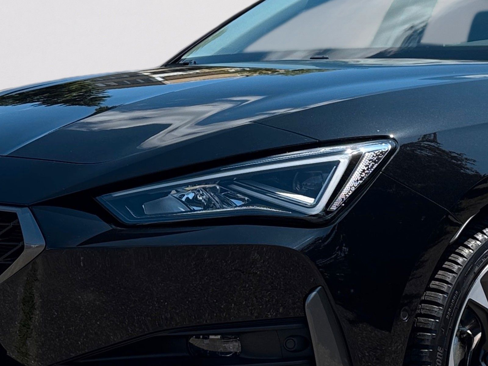 Cupra Leon 1.5 eTSI - Samsaru's Car Outlet