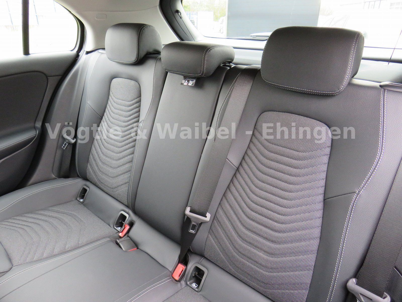 Mercedes-Benz A 200 d PROGRESSIVE-LINE - Samsaru's Car Outlet
