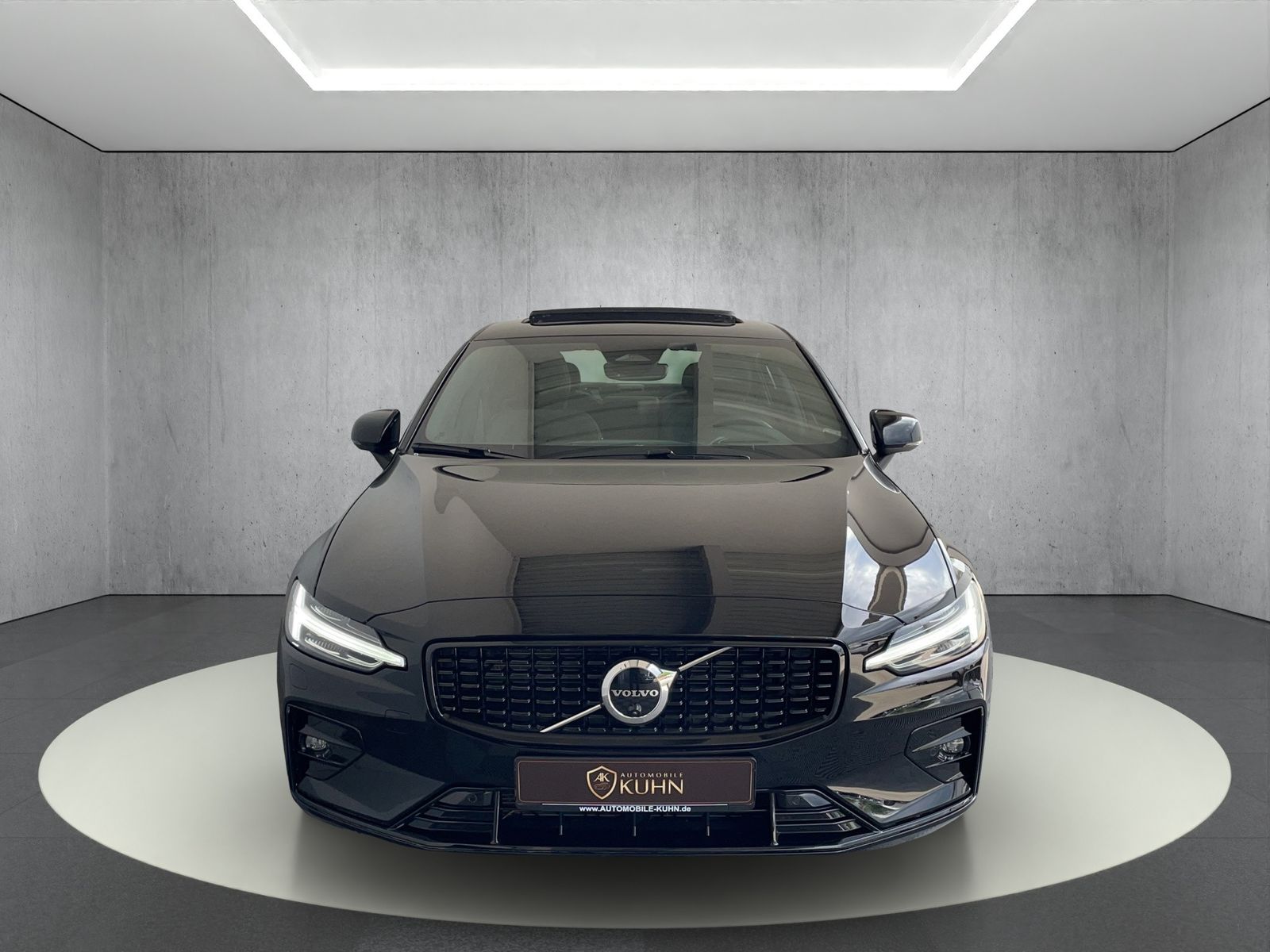 Volvo S60 ULTIMATE DARK*AWD*360° KAMERA*LED*HARMAN*