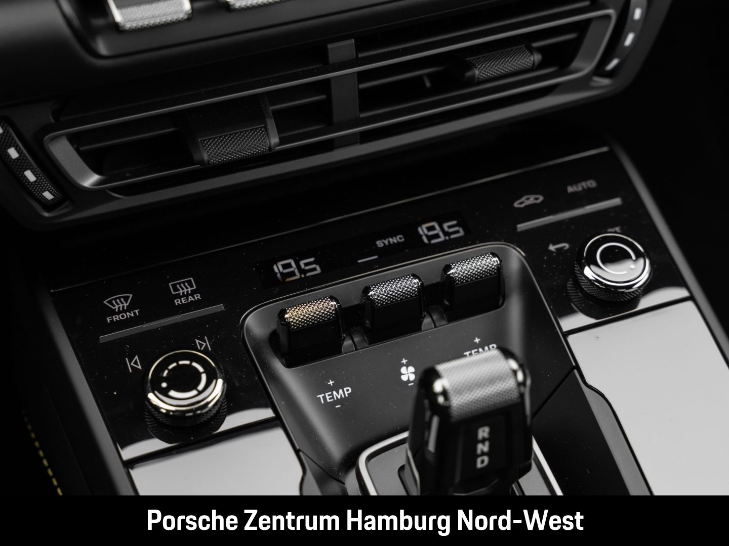 Porsche 992 (911) Targa 4 GTS Lift PCCB BOSE InnoDrive