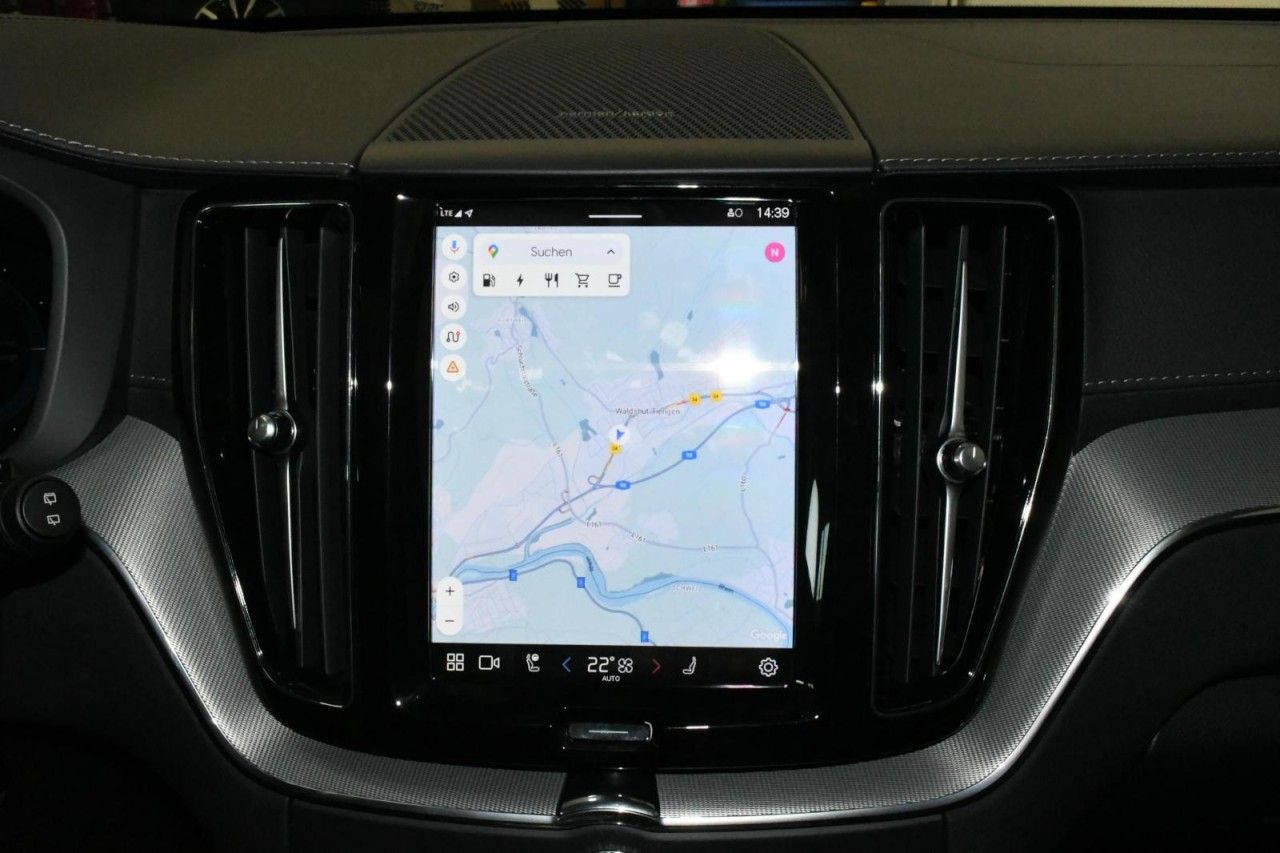 Volvo XC60 Ultra Black AWD ACC*H&K*HuD*360*PANO*MASSAG