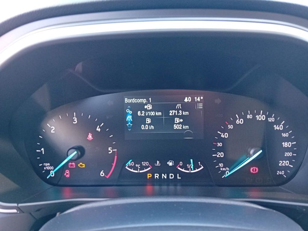Ford Focus Turnier 2.0 EcoBlue Aut. - Samsaru's Car Outlet
