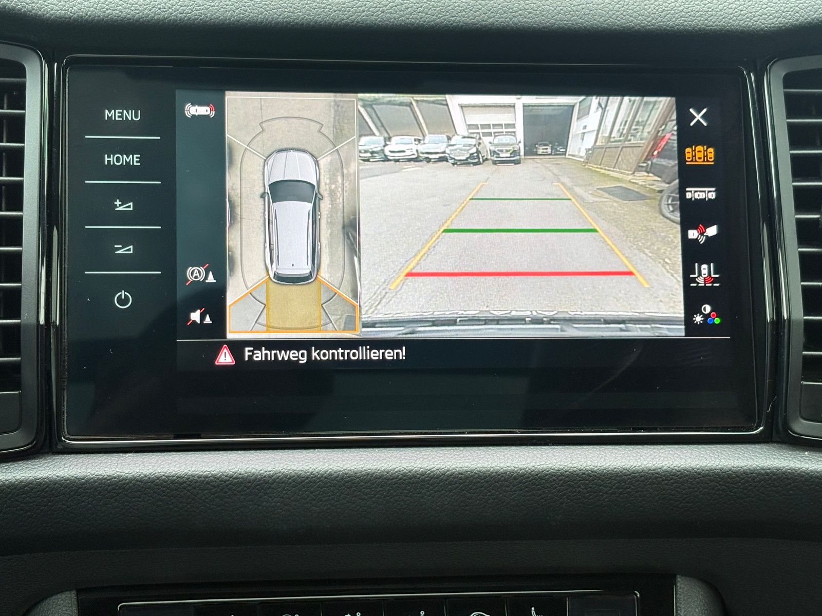 Skoda Kodiaq 2.0 TSI DSG RS 4x4 AHK PANO 360°KAM LHZ