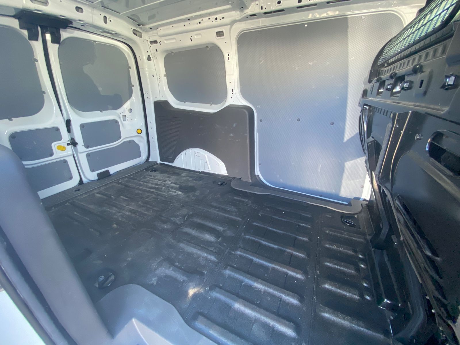 Ford Transit Connect Kasten lang Trend - Samsaru's Car Outlet