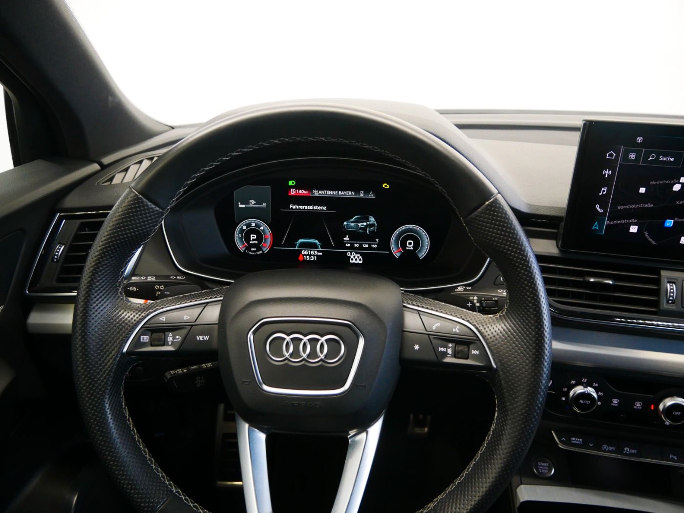 Audi Q5 40 TDI quattro S line - Samsaru's Car Outlet