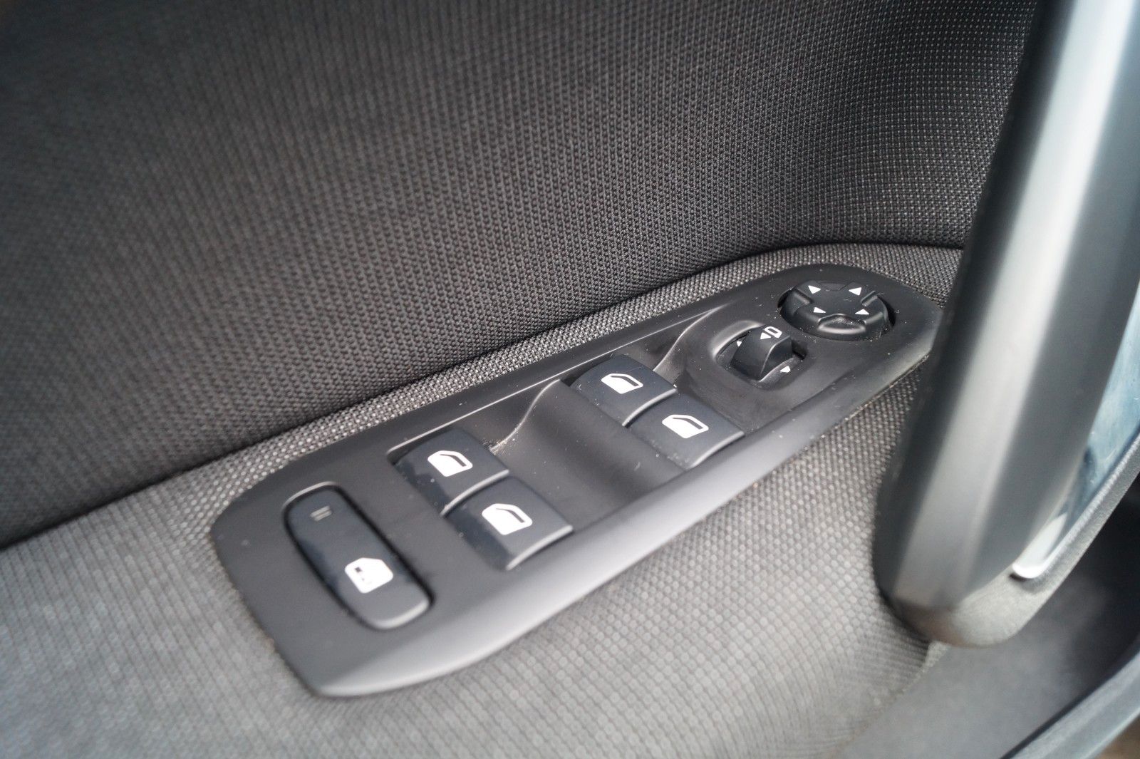 Peugeot 308 SW - Samsaru's Car Outlet