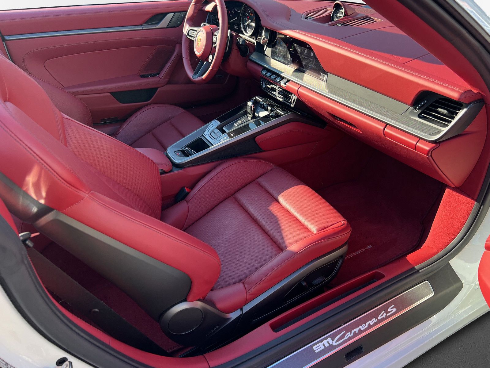Porsche 911 Carrera Cabriolet 4S *SportChrono *Sitzbelü