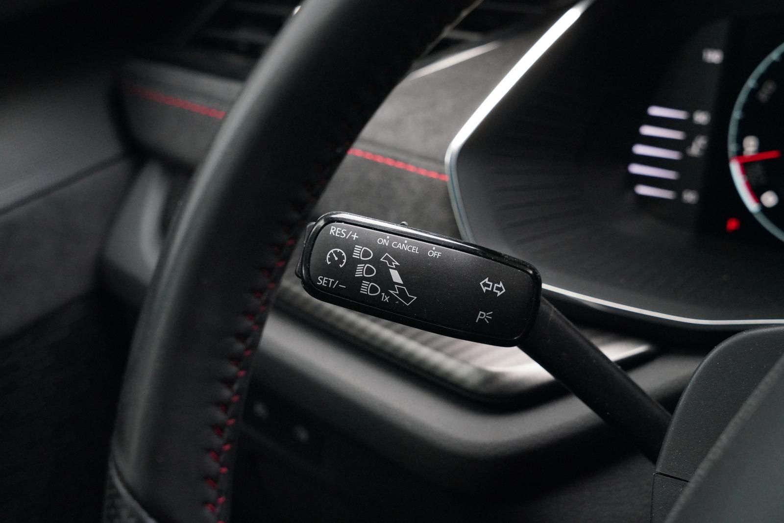Skoda OCTAVIA COMBI 2.0TSI DSG - Samsaru's Car Outlet