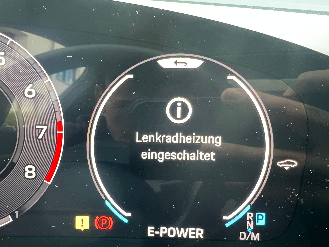 Porsche Panamera 4 E-Hybrid | Hinterachslenkung | ACC