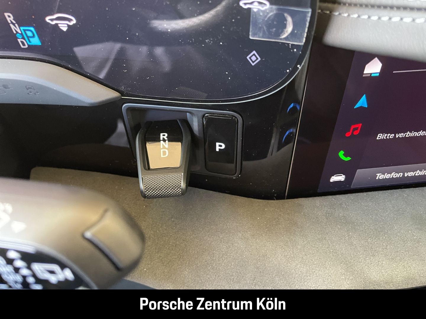 Porsche Taycan GTS Sport Turismo HA-Lenkung InnoDrive