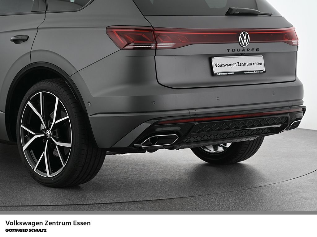 Volkswagen Touareg R-Line 3.0 TDI 4Motion Black Style Pano