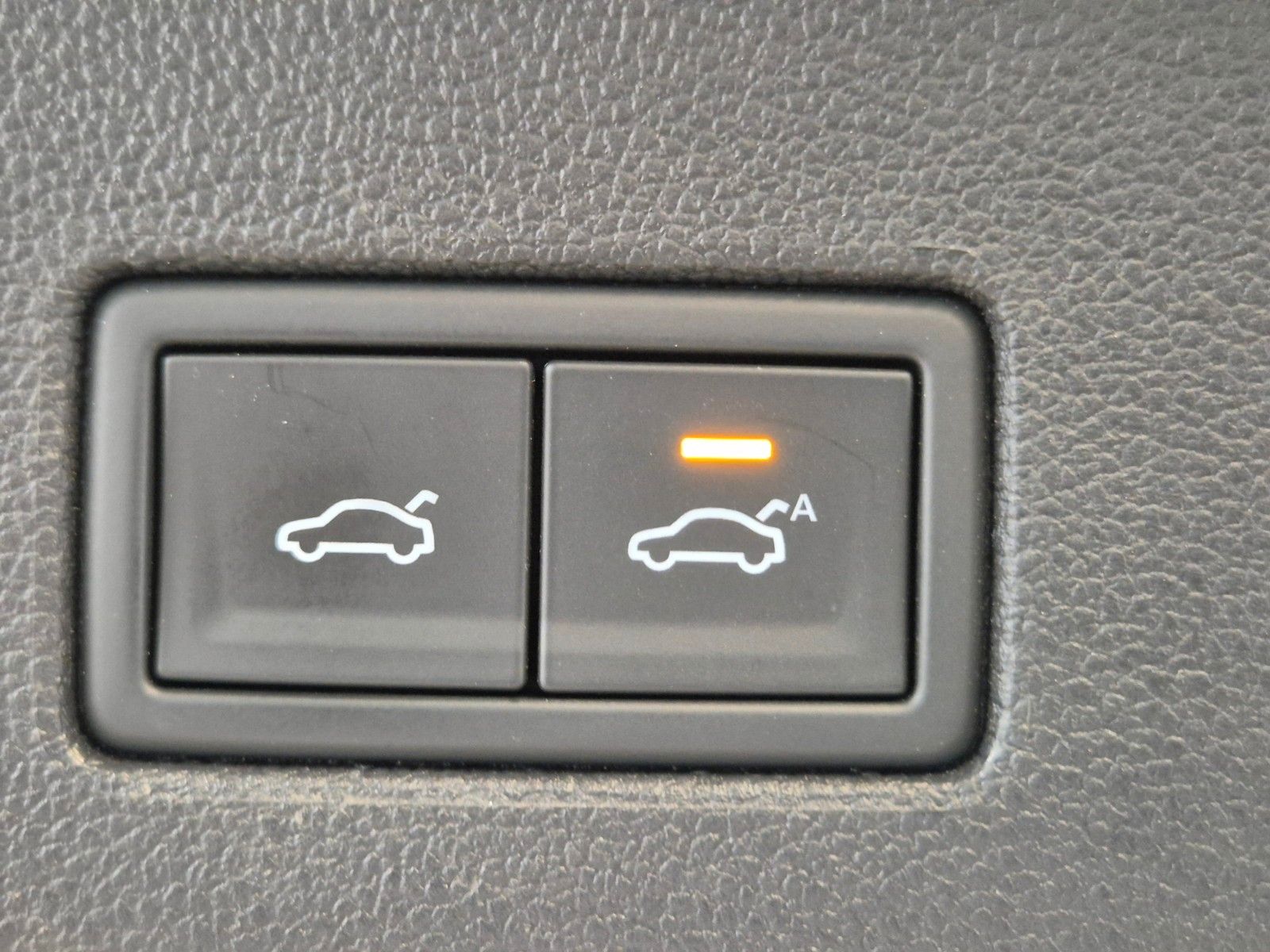 Volkswagen TOUAREG 3.0TSI ELEGANCE 4M eHYBRID - Samsaru's Car Outlet