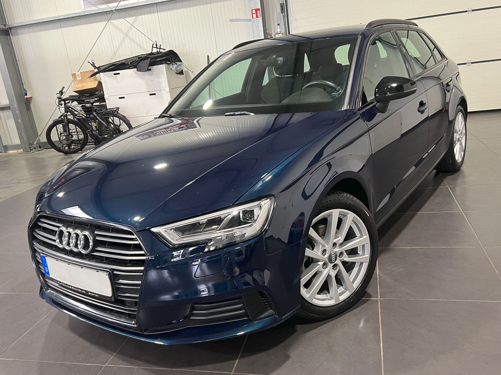 Audi A3 35 TFSI Sportback - Samsaru's Car Outlet