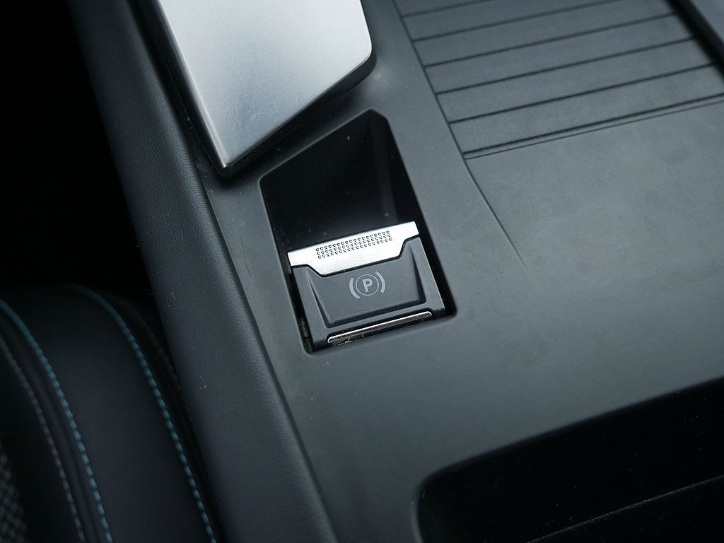 Peugeot 308 SW Allure - Samsaru's Car Outlet