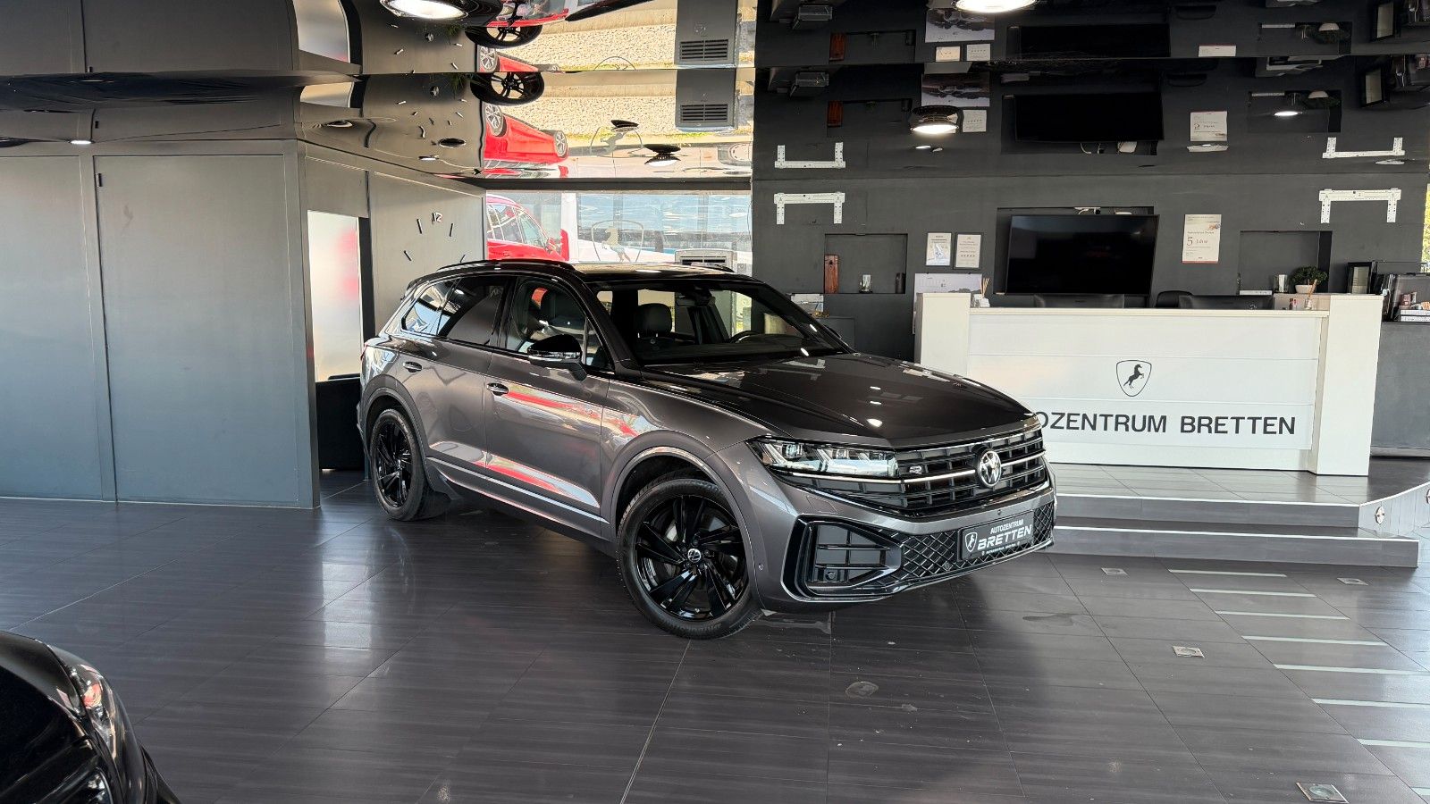 Volkswagen Touareg 3.0 TDI R-Line*4M*Nachtsicht*Luft*Black