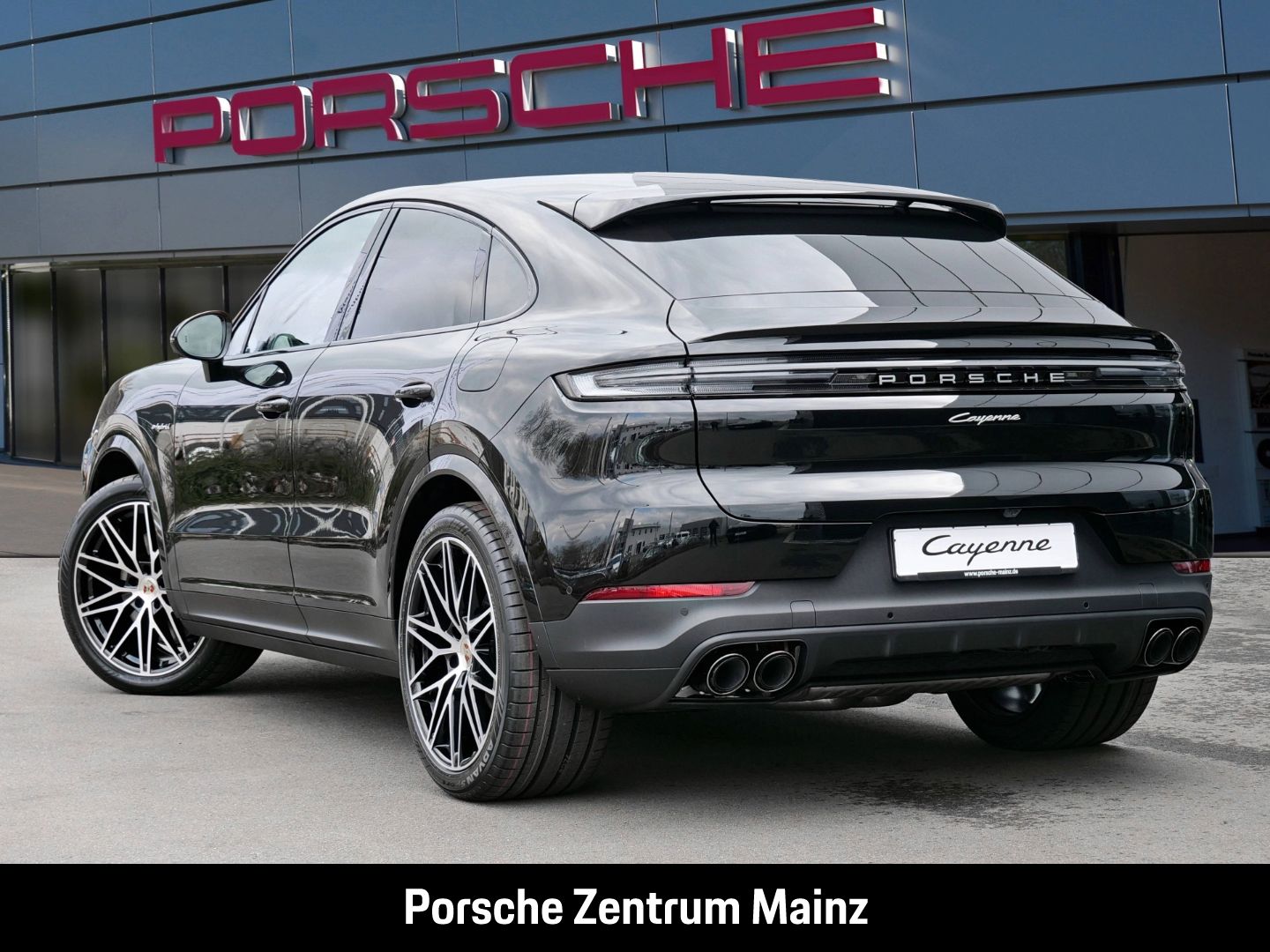 Porsche Cayenne E-Hybrid Coupe InnoDrive,HUD,HA-Lenkung,