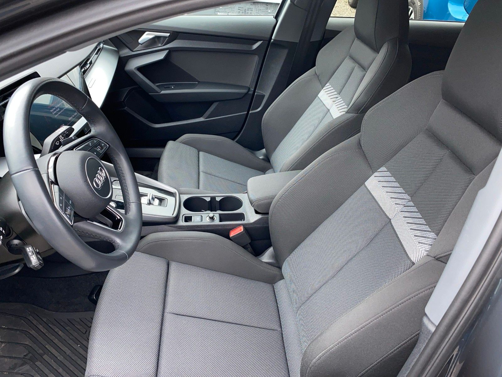 Audi A3 Sportback 40 TFSI e advanced - Samsaru's Car Outlet