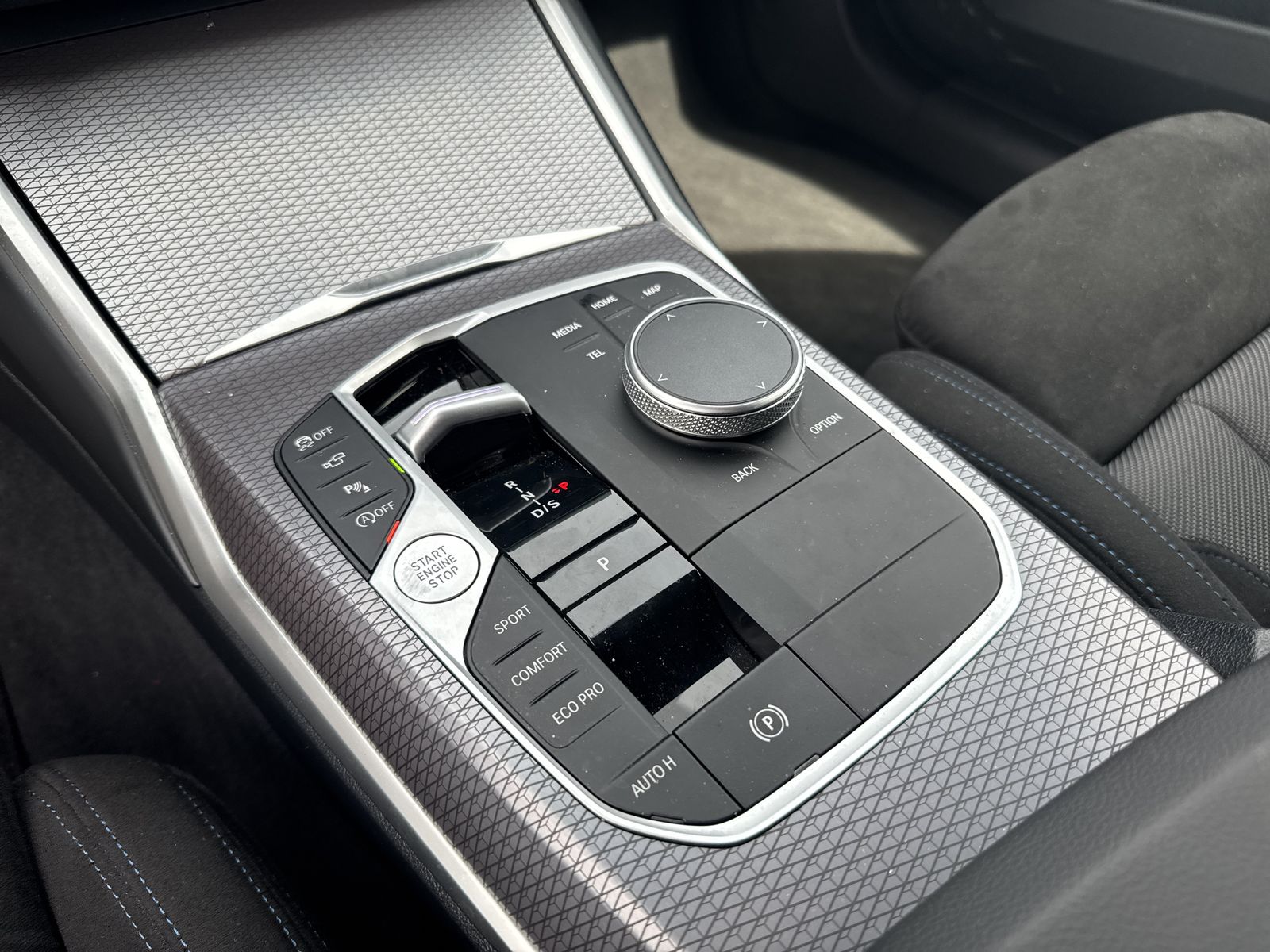BMW 330i xDrive M Sportpaket*360 Kamera*ACC*Head Up*