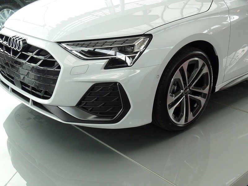 Audi A3 Sportback 35 TFSI S Line - Samsaru's Car Outlet