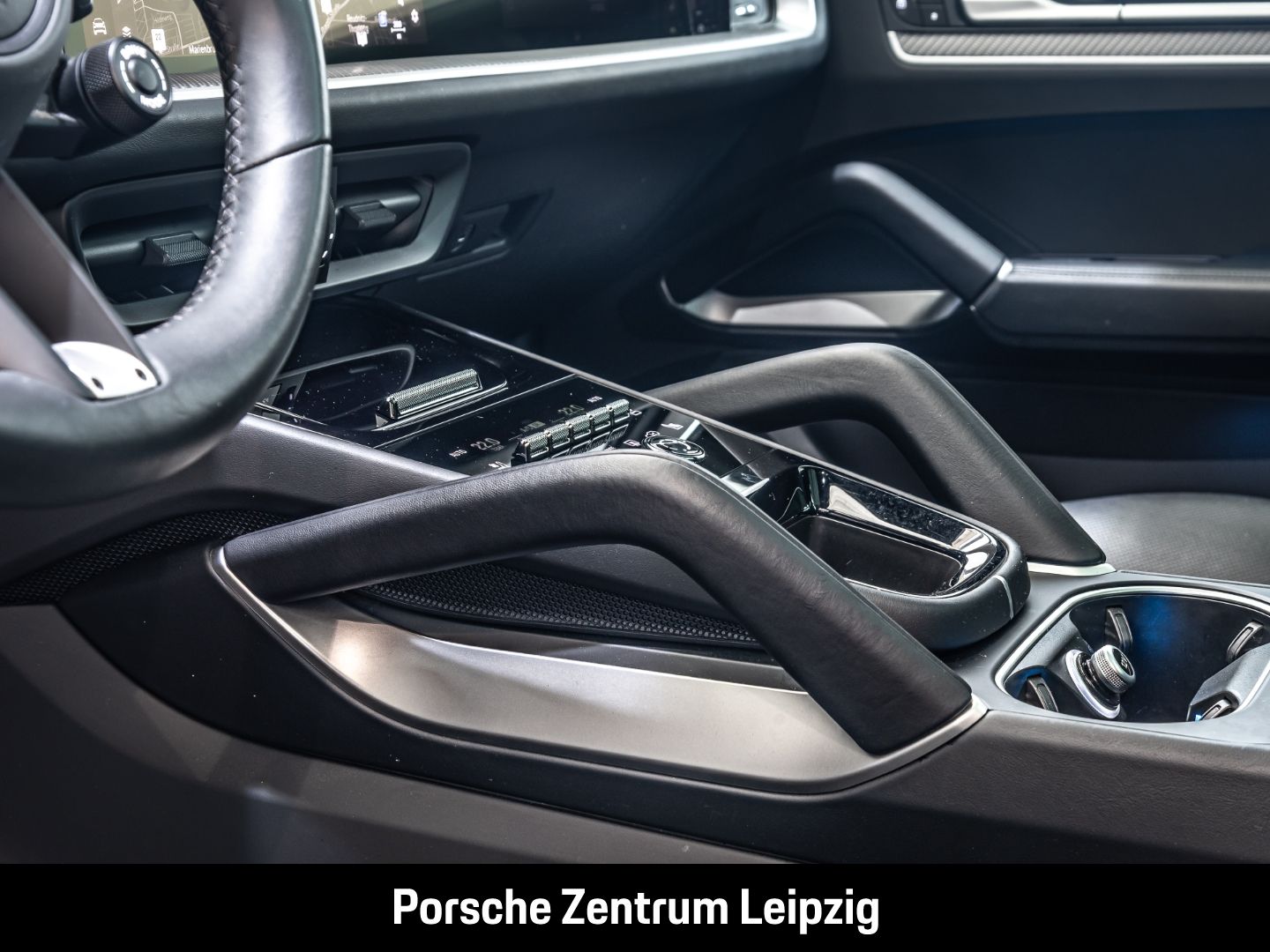 Porsche Cayenne S E-Hybrid HA-Lenkung InnoDrive Head-Up
