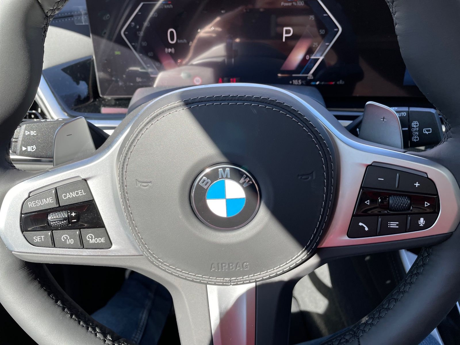 BMW X5 xDrive40d M Sport B&W KeyLess Pano STH AHK Ai