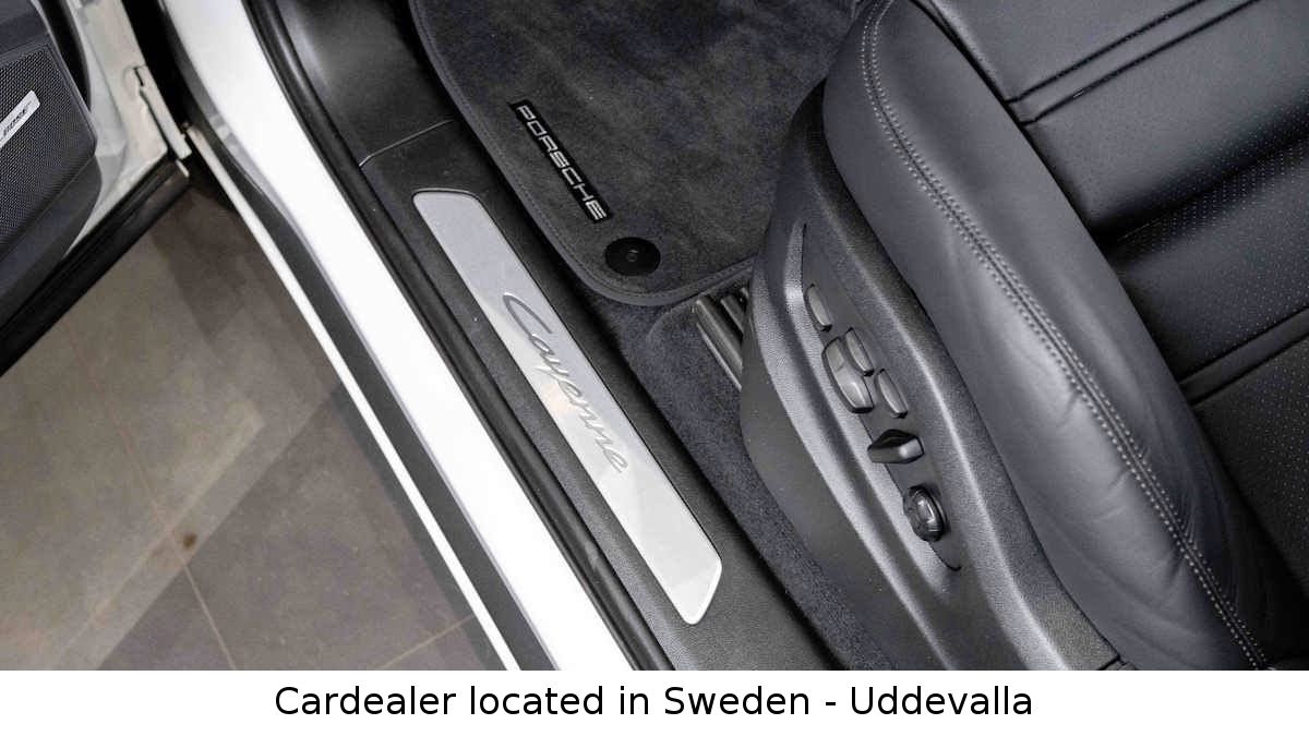 Porsche Cayenne Coupe E-Hybrid 470HP Pass.Display Panora