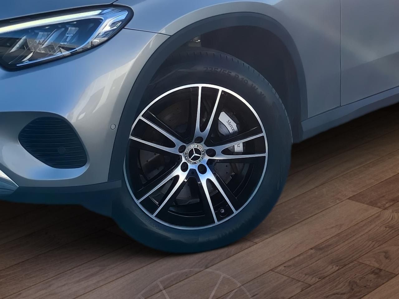 Mercedes-Benz GLC 300 e 4M - Samsaru's Car Outlet
