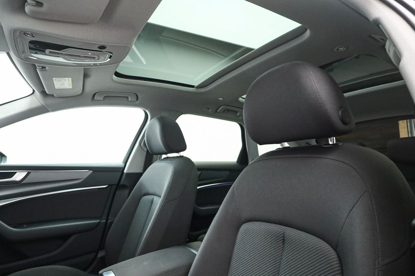 Audi A6 Avant 50 TFSI e qu S line - Samsaru's Car Outlet