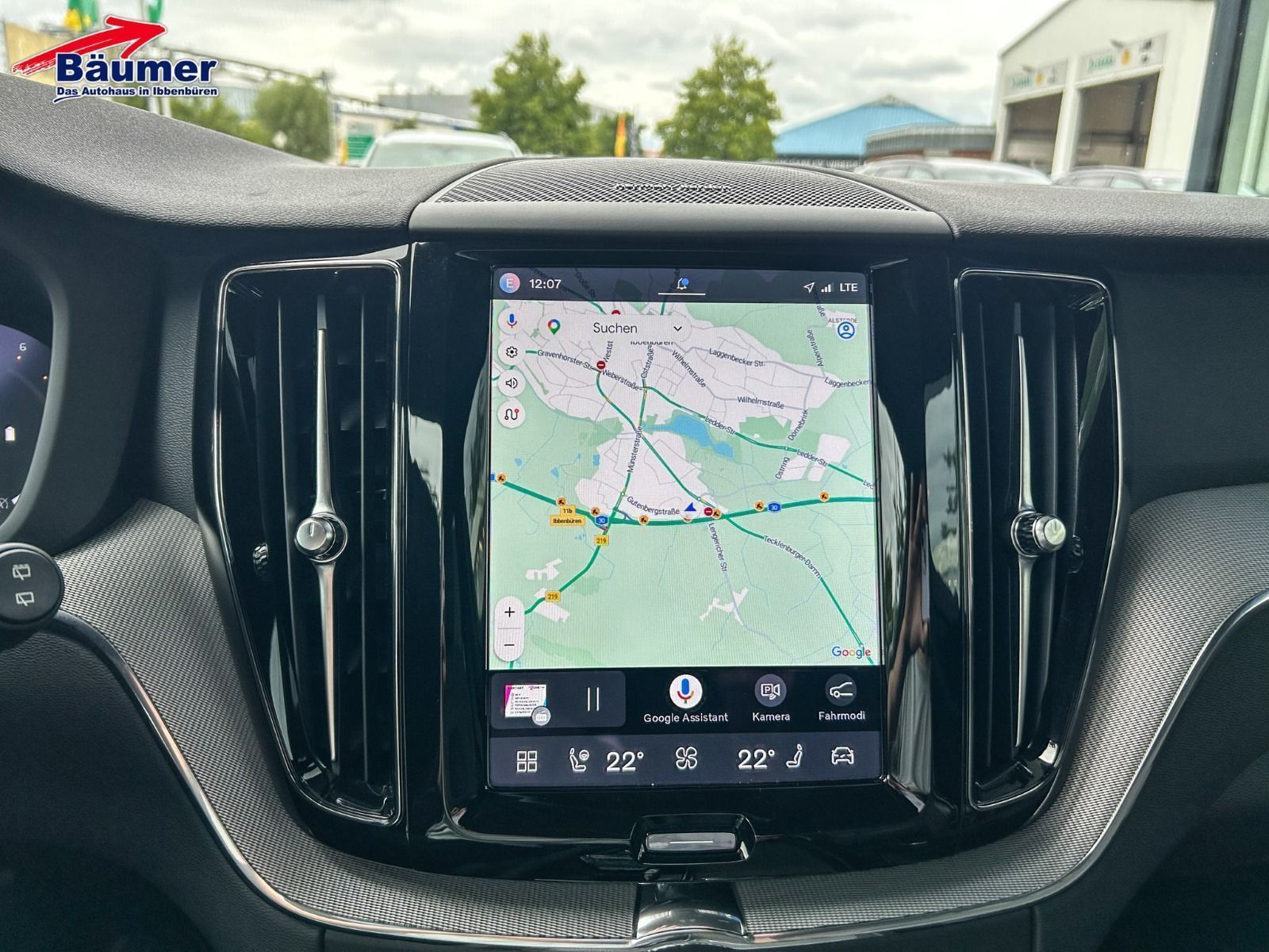 Volvo XC60 B4 Mild-Hybr. AWD Plus Dark Geartronic +AHK