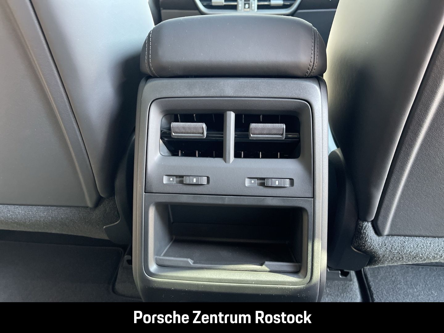 Porsche Macan 4 BOSE Abstandstempomat Surround-View LED
