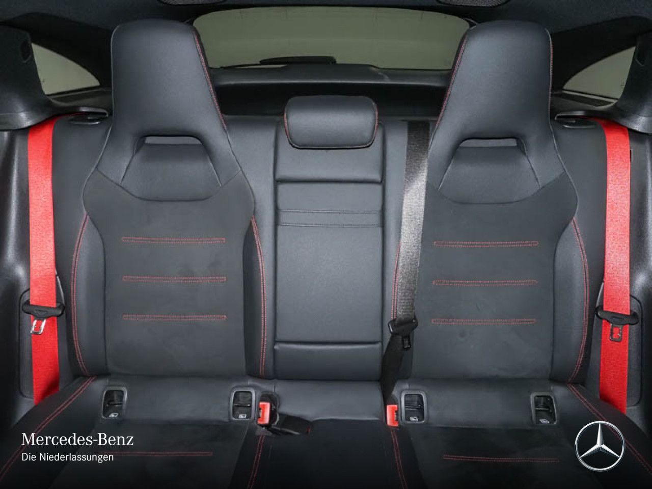 Mercedes-Benz CLA 35 AMG 4M - Samsaru's Car Outlet
