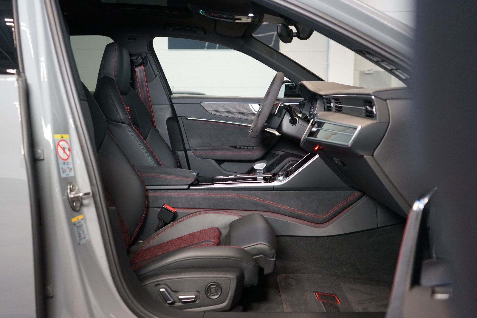 Audi RS6 Performance*AUX.HEAT*PANO*120.331€ NETTO