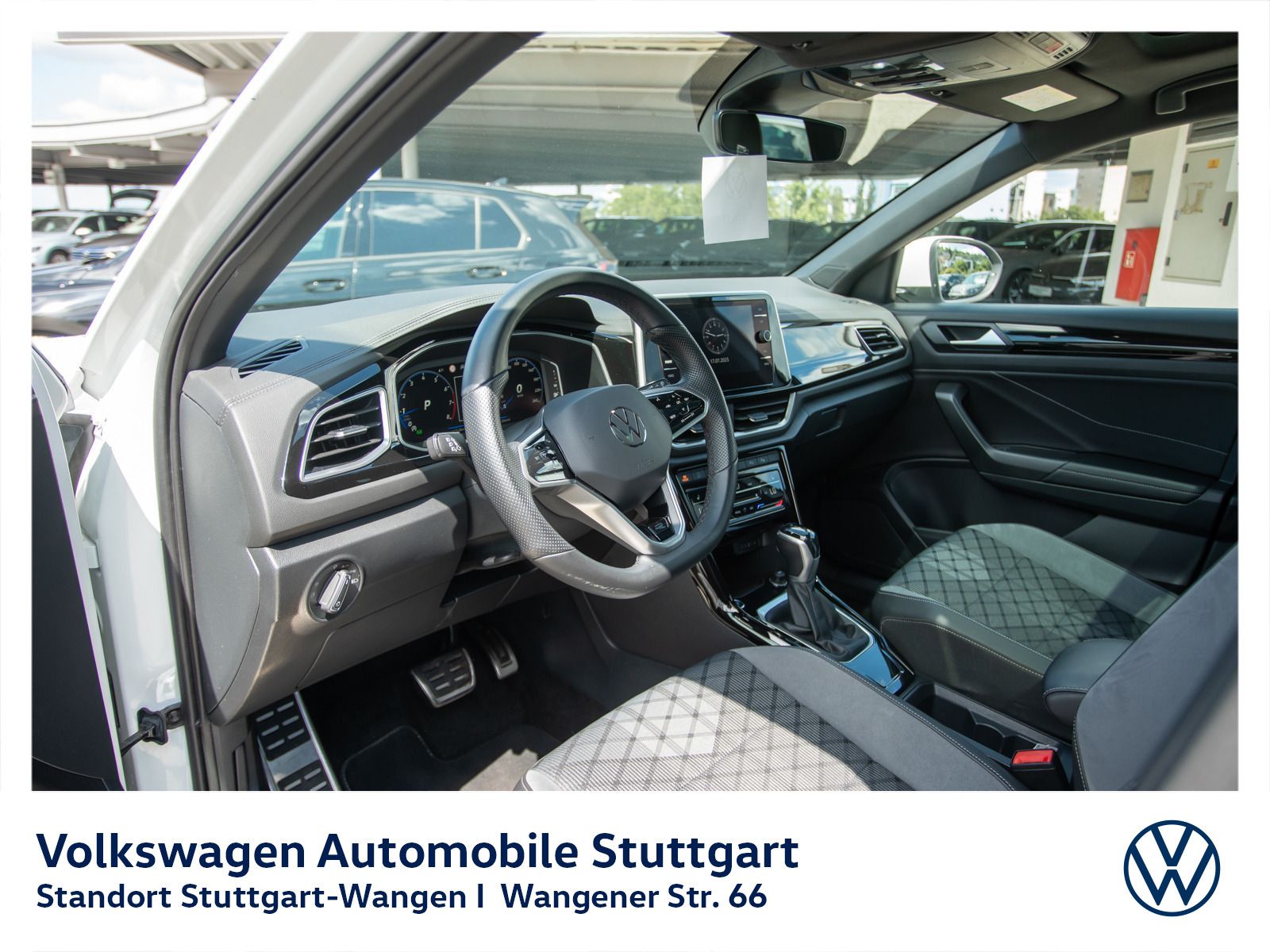 Volkswagen T-Roc R-Line 1.5 TSI DSG - Samsaru's Car Outlet
