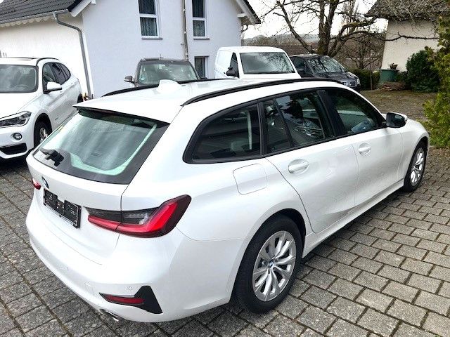 BMW 3 Touring 320 d Aut. Avantgarde - Samsaru's Car Outlet