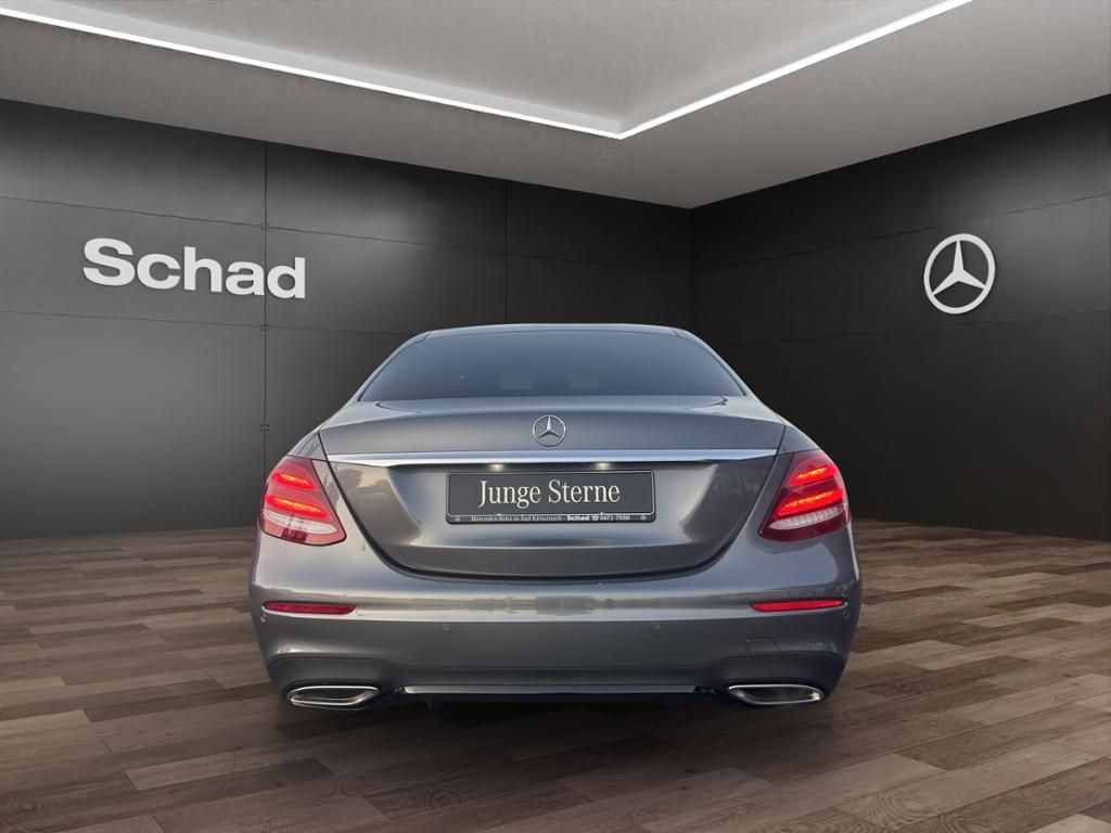 Mercedes-Benz E 200 AMG - Samsaru's Car Outlet