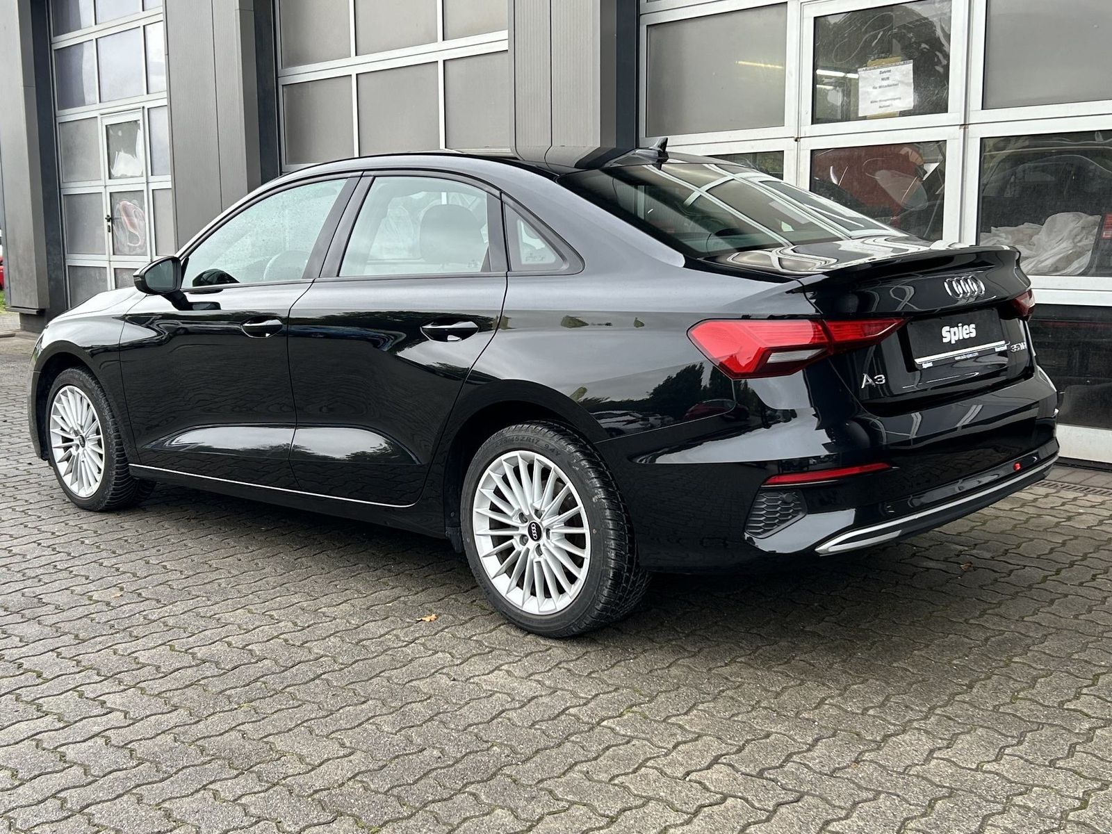 Audi A3 Limousine 2.0 TDI / AHK / Virt. Cock