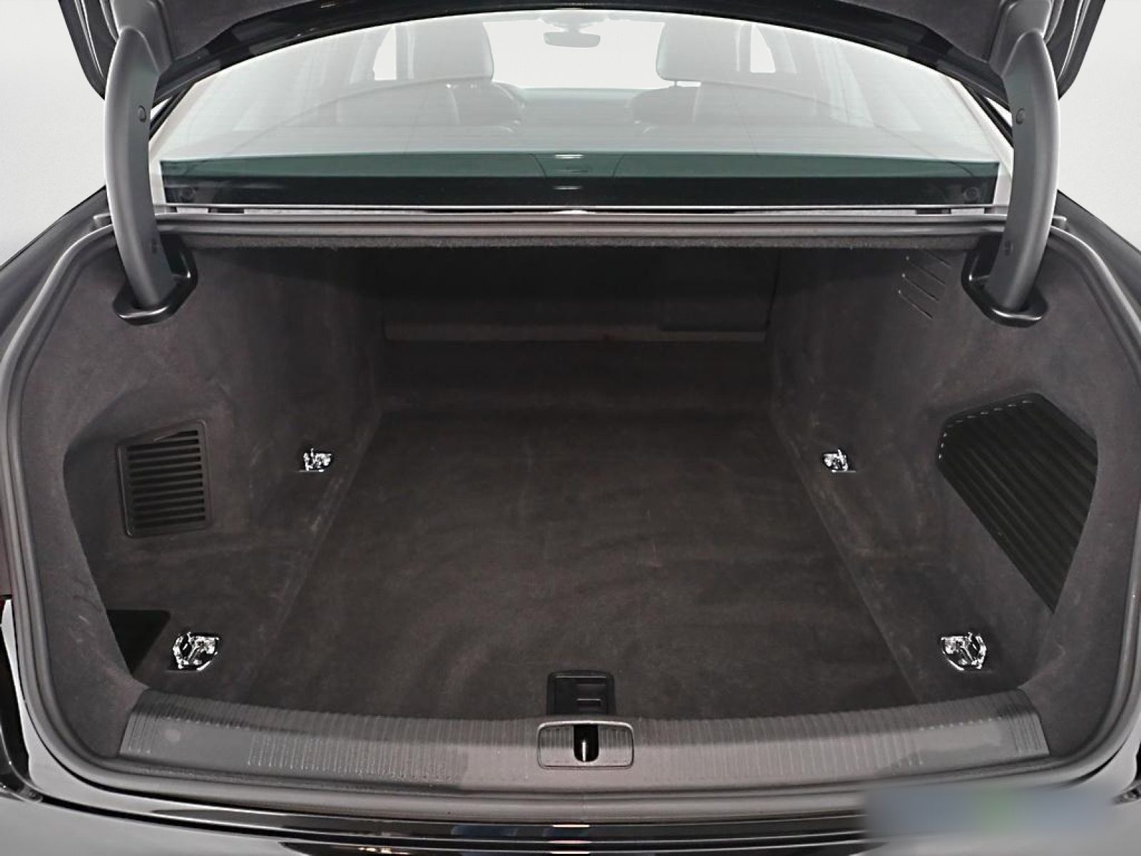 Audi A8 50 TDI quattro - Samsaru's Car Outlet