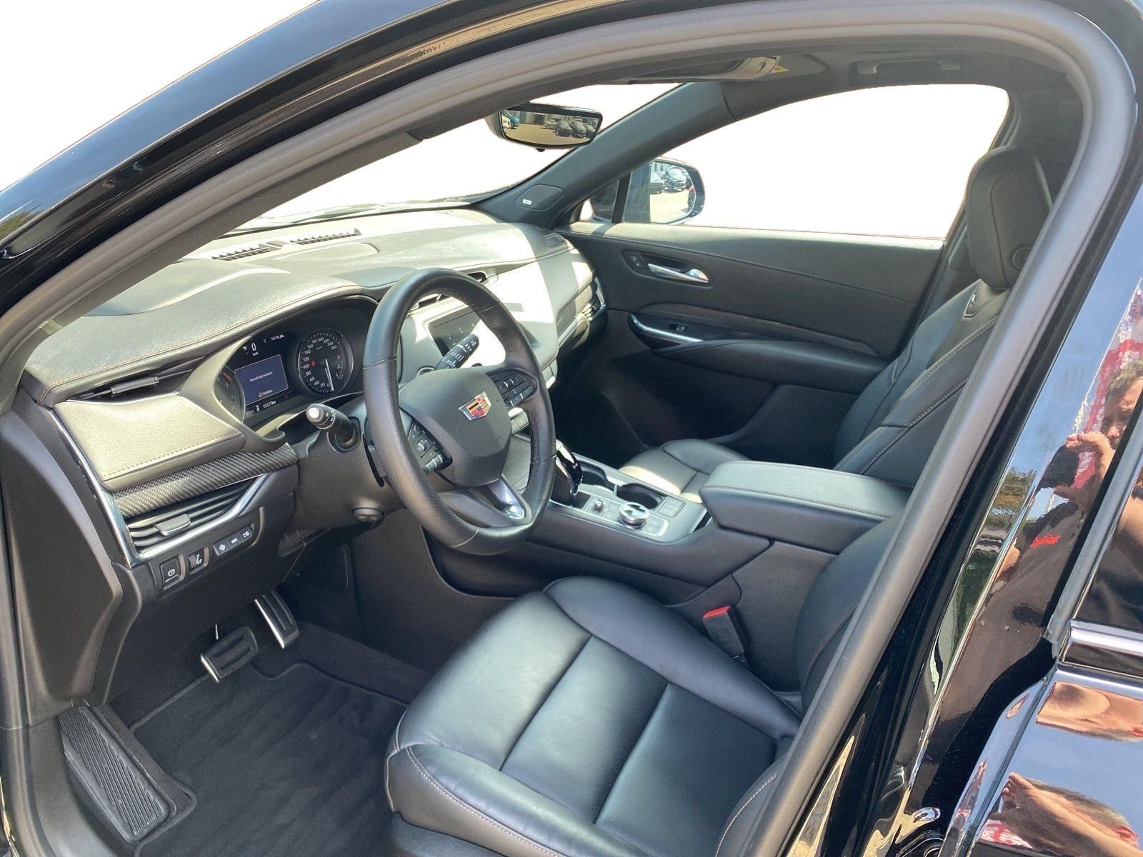 Cadillac XT4 2.0 T Sport AWD LED+Panorama+Navi