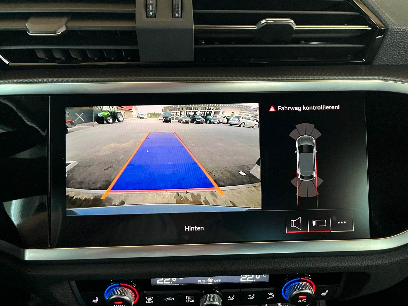 Audi Q3 TFSI quattro S line - Samsaru's Car Outlet