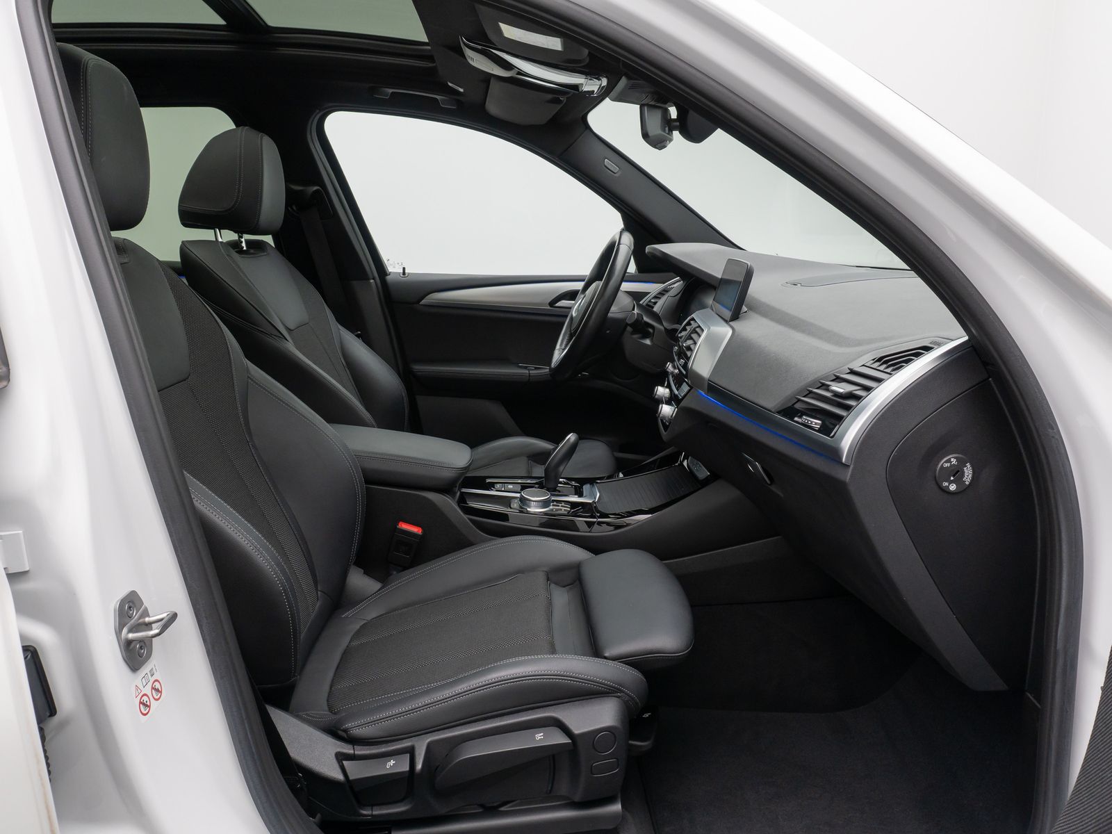 BMW X3 xD20d xLine - Samsaru's Car Outlet