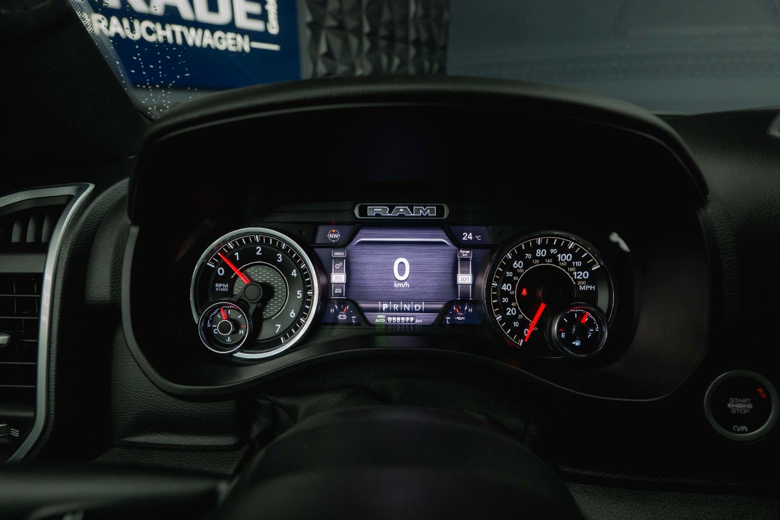Dodge RAM 5.7 V8 HEMI 4x4 OFFROAD Night-Paket *LED*19%