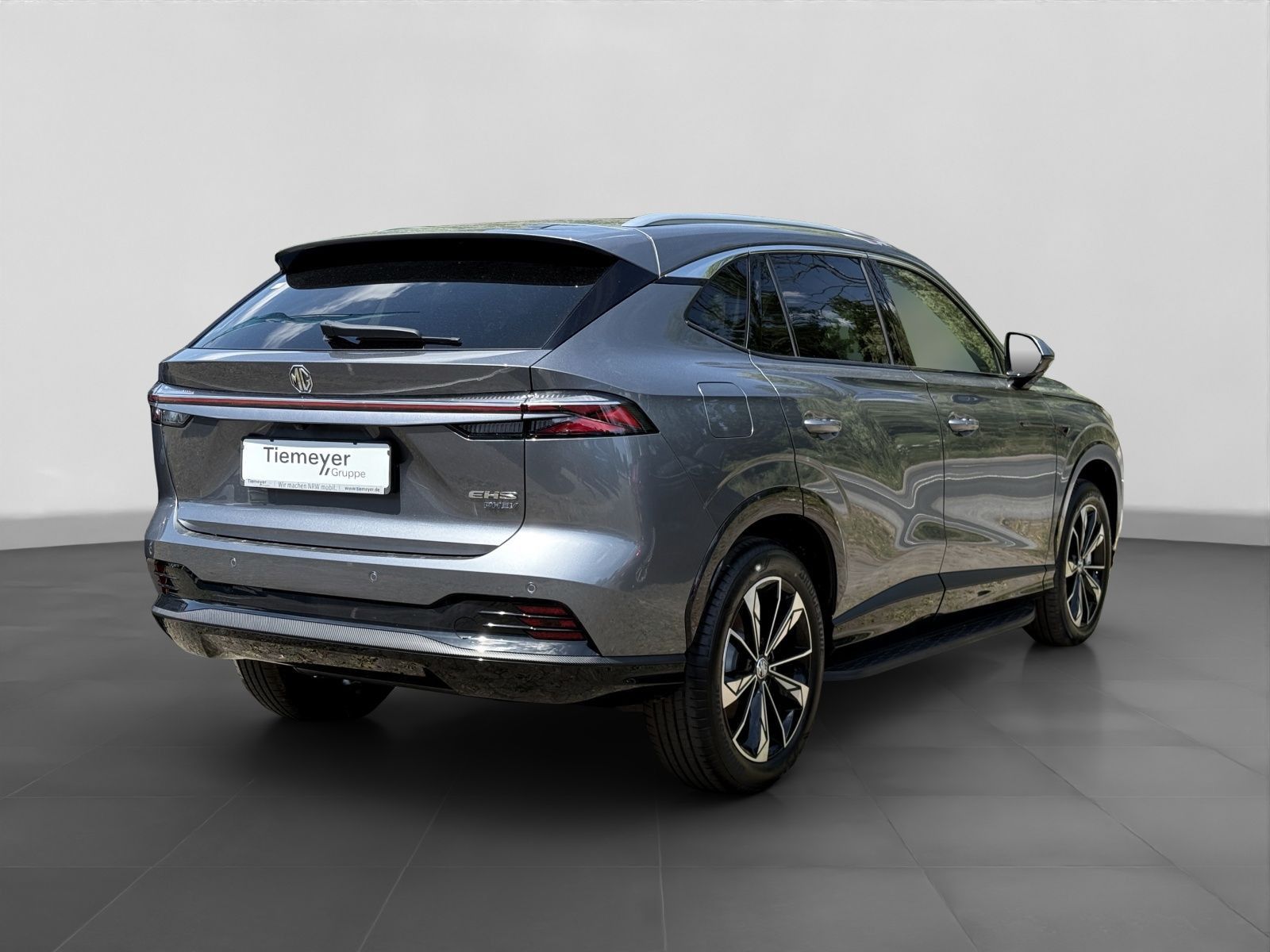 MG HS PHEV 1.5 Luxury Allwetter Reifen *Finanzierun