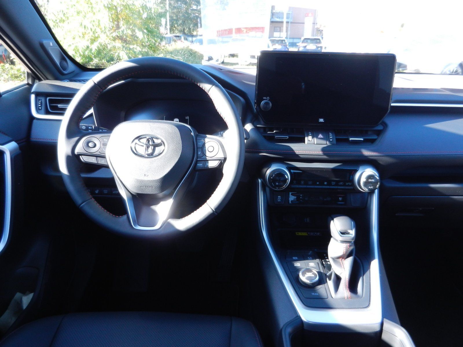 Toyota RAV 4 2,5 Plug In Style