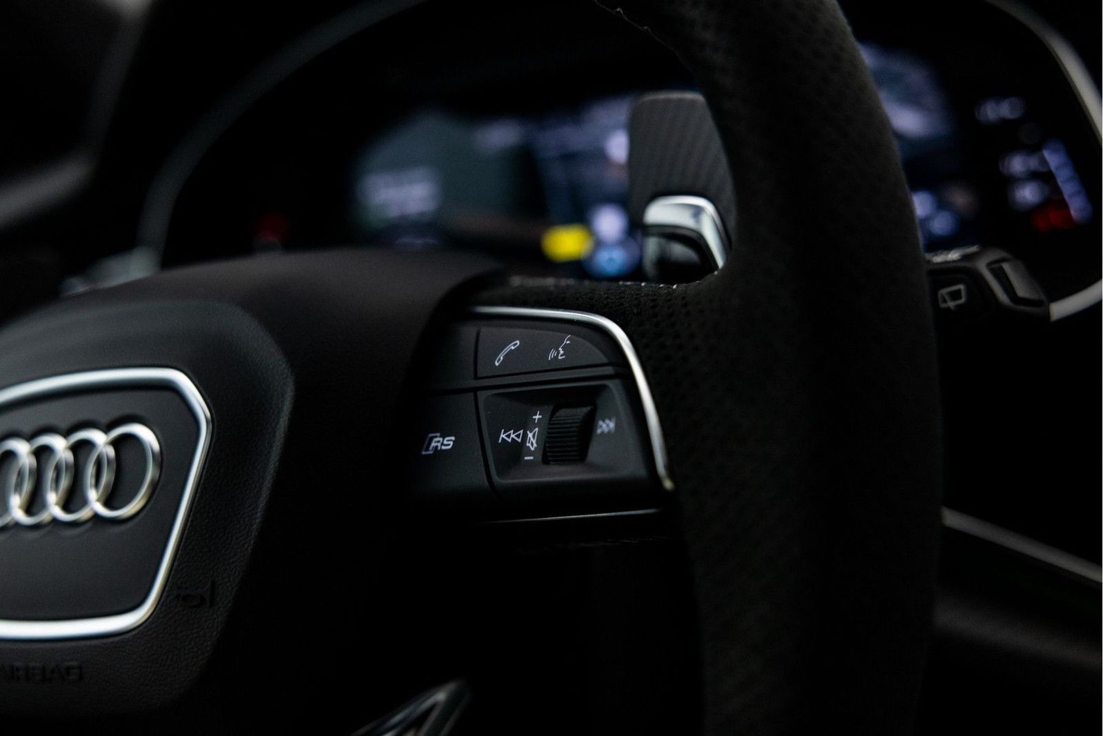 Audi RSQ8 4.0 TFSI 760 PK ABT Legacy Edition 1/125 |