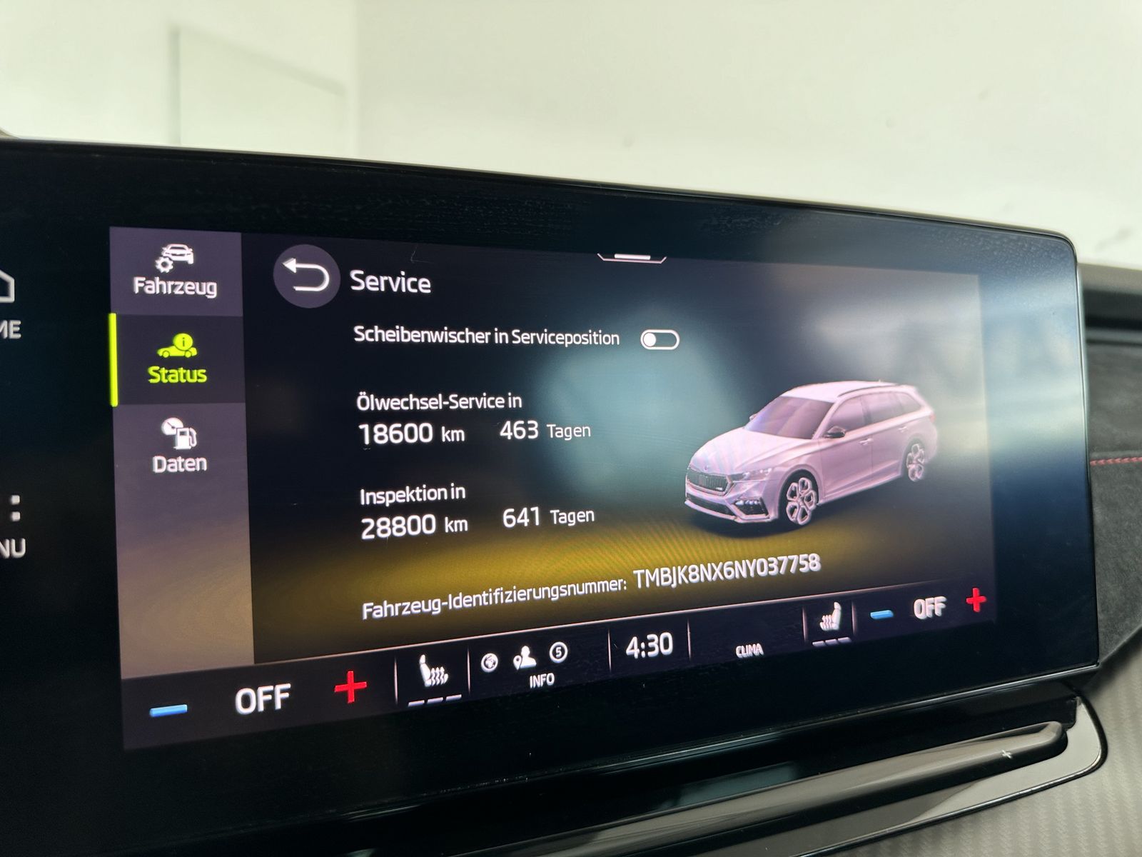 Skoda Octavia Combi RS - Samsaru's Car Outlet