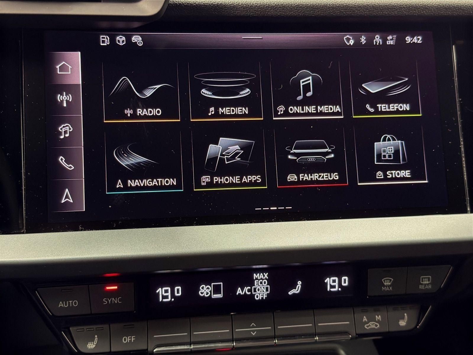 Audi A3 Sportback 35 TFSI ADVANCED - Samsaru's Car Outlet