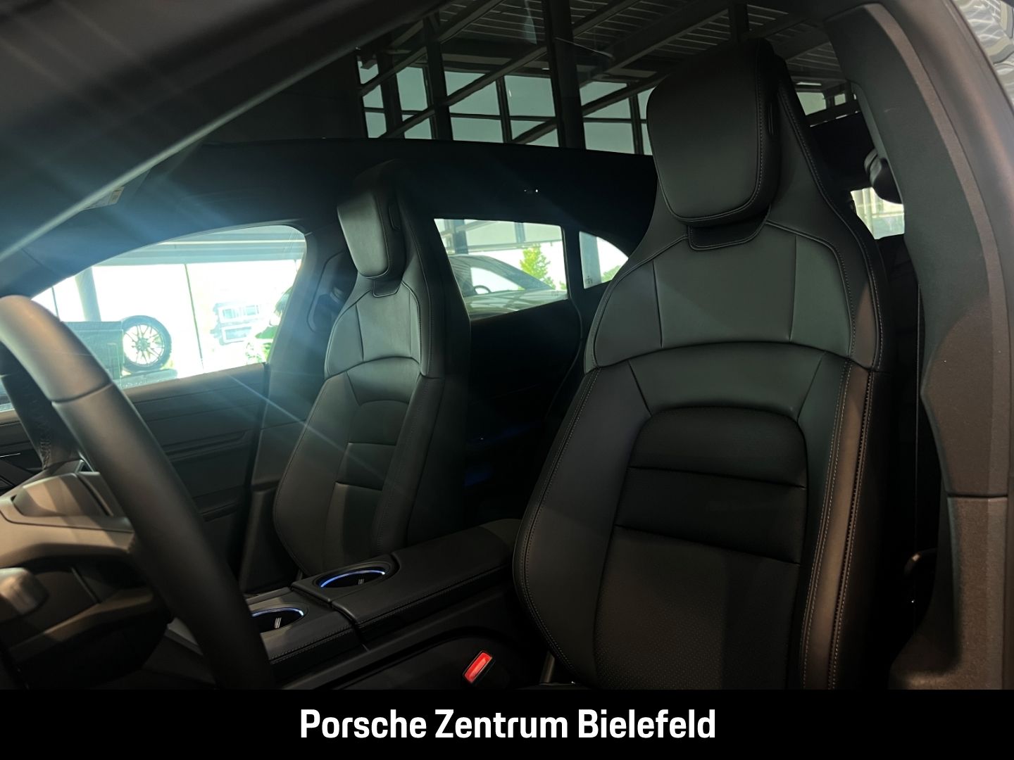 Porsche Taycan 4S Cross Turismo Panoramadach LED-Matrix